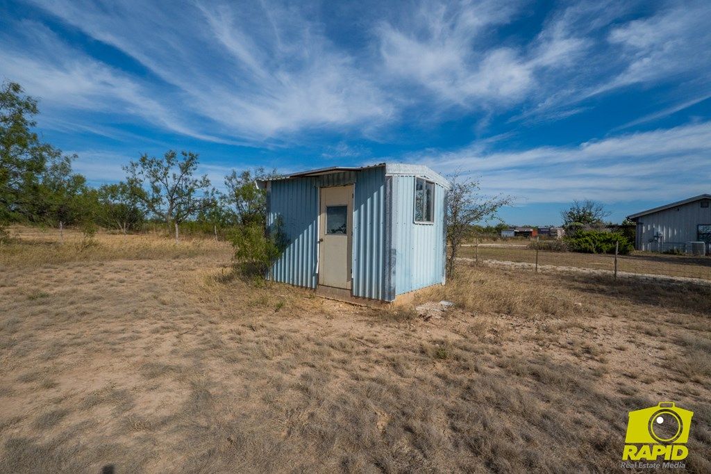 Image 65 of property listing at 13526 S Dove Creek Rd, San Angelo, TX 76904