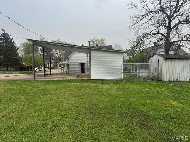 603 N Grand Ave, Doniphan, MO 63935