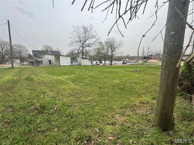 603 N Grand Ave, Doniphan, MO 63935