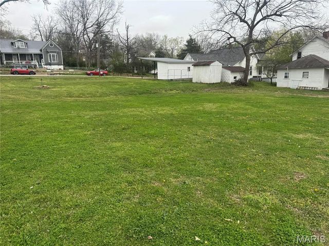 603 N Grand Ave, Doniphan, MO 63935