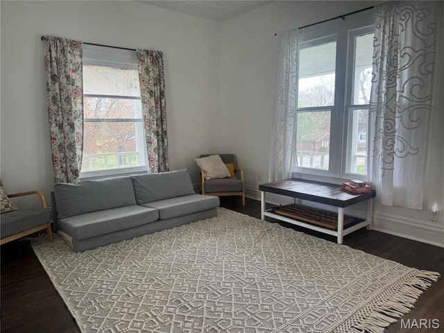 603 N Grand Ave, Doniphan, MO 63935