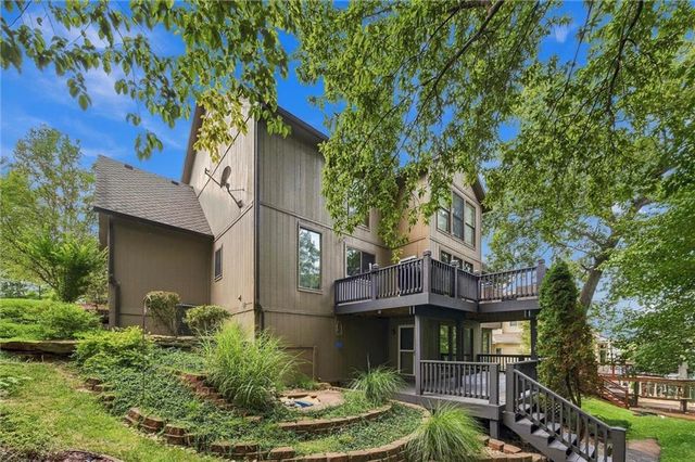 7815 N Kansas Street, Kansas City, MO 64118