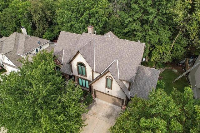 7815 N Kansas Street, Kansas City, MO 64118