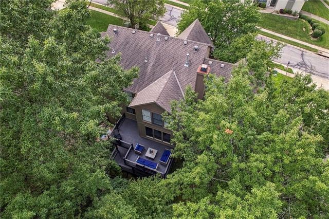 7815 N Kansas Street, Kansas City, MO 64118
