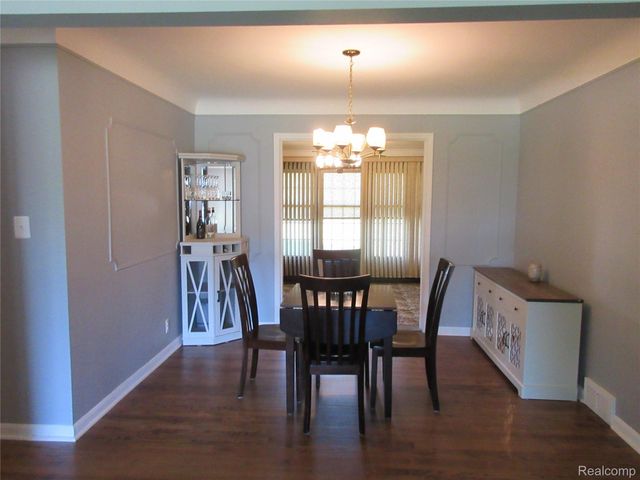 28325 Elmdale Street, St. Clair Shores, MI 48081