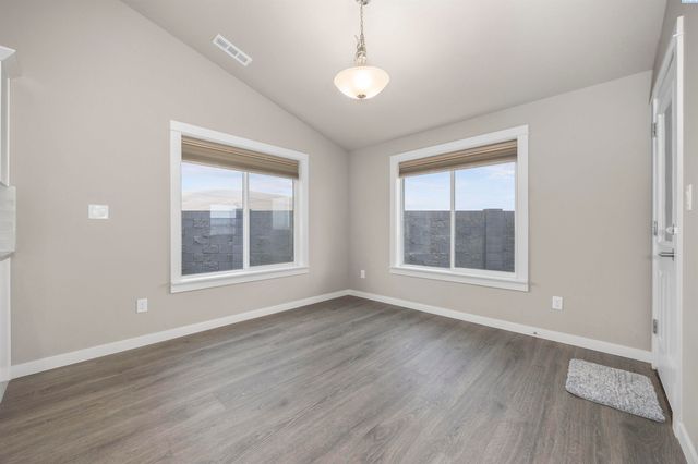 217 Rio Bravo St, Prosser, WA 99350