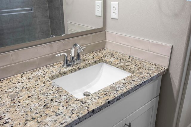 217 Rio Bravo St, Prosser, WA 99350