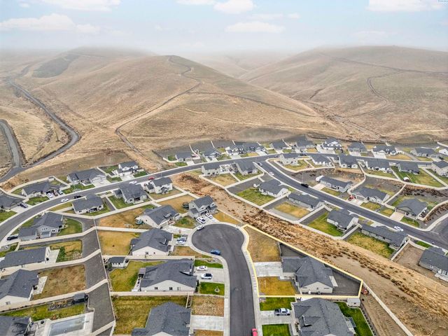 217 Rio Bravo St, Prosser, WA 99350