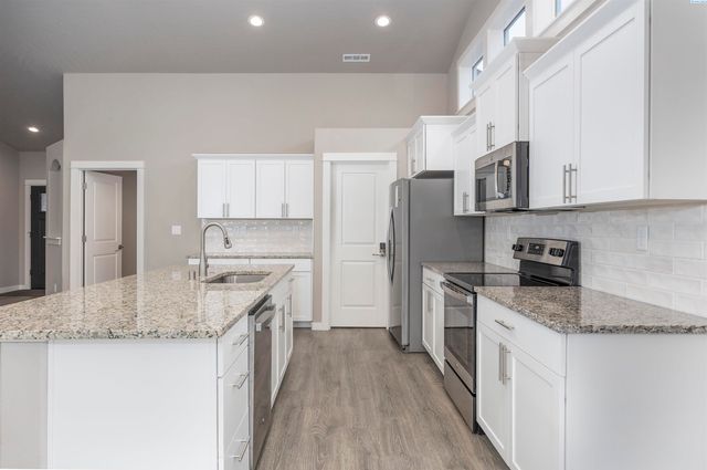 217 Rio Bravo St, Prosser, WA 99350