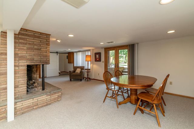 1000 Mound Spring Terrace, Bloomington, MN 55420