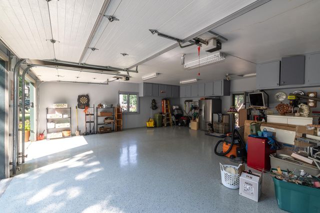 1000 Mound Spring Terrace, Bloomington, MN 55420
