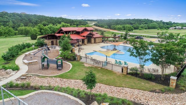 642 Jacksdaw DR, Austin, TX 78737