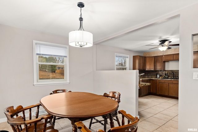 6839 N MICHELE Lane, Peoria, IL 61604