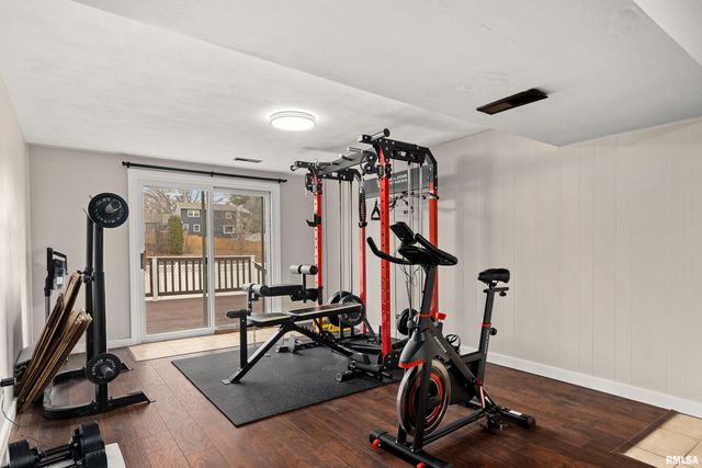 6839 N MICHELE Lane, Peoria, IL 61604