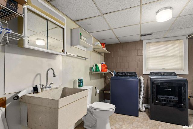 6839 N MICHELE Lane, Peoria, IL 61604