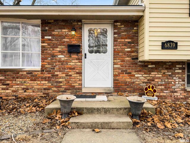 6839 N MICHELE Lane, Peoria, IL 61604