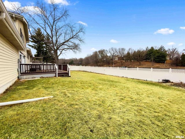 6839 N MICHELE Lane, Peoria, IL 61604