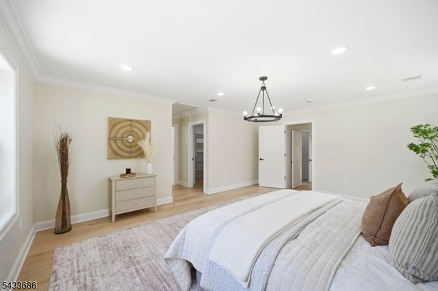 31 Ridgeview Ave, West Orange Twp., NJ 07052