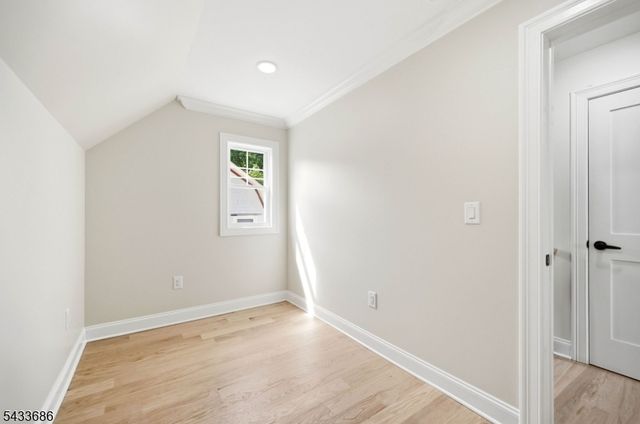 31 Ridgeview Ave, West Orange Twp., NJ 07052