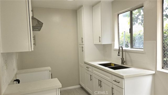 816 New Depot Street 2, Los Angeles, CA 90012