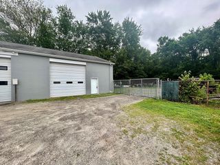 50 Allen St, Clinton, MA 01510