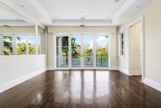 549 NE 19th Avenue C, Deerfield Beach, FL 33441