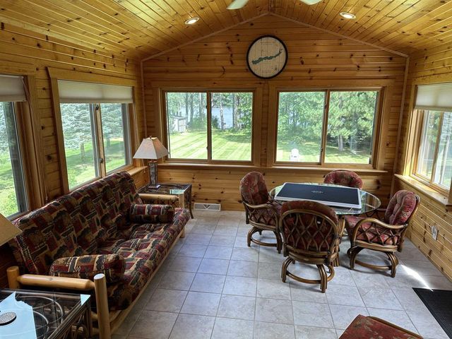 1388 W 13th Avenue, Friendship, WI 53934