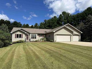 1388 W 13th Avenue, Friendship, WI 53934