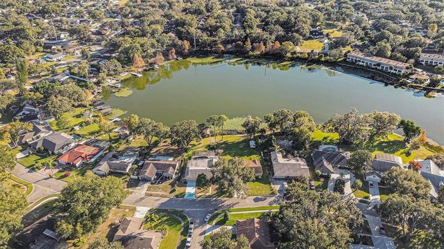 607 E LAKESHORE DRIVE, Ocoee, FL 34761