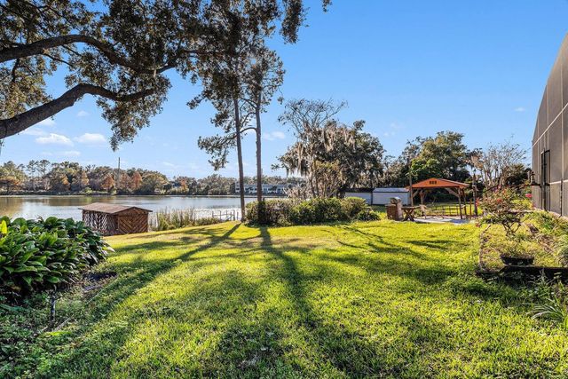 607 E LAKESHORE DRIVE, Ocoee, FL 34761