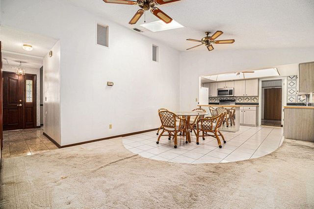 607 E LAKESHORE DRIVE, Ocoee, FL 34761