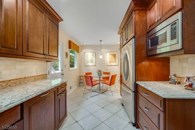 7 Syme Ave, West Orange Twp., NJ 07052