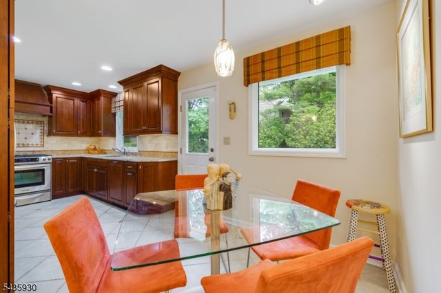 7 Syme Ave, West Orange Twp., NJ 07052