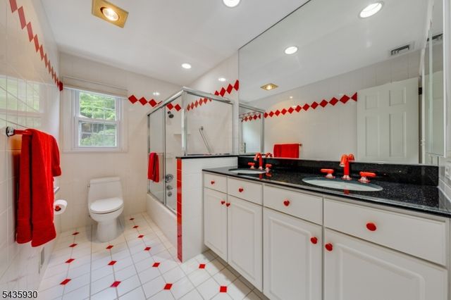 7 Syme Ave, West Orange Twp., NJ 07052
