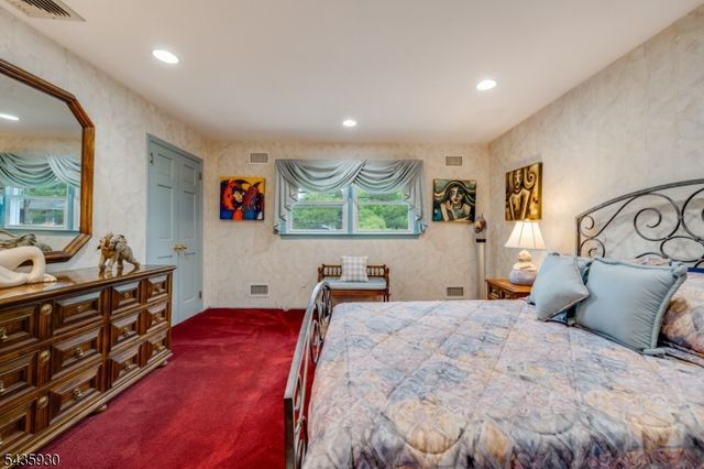 7 Syme Ave, West Orange Twp., NJ 07052
