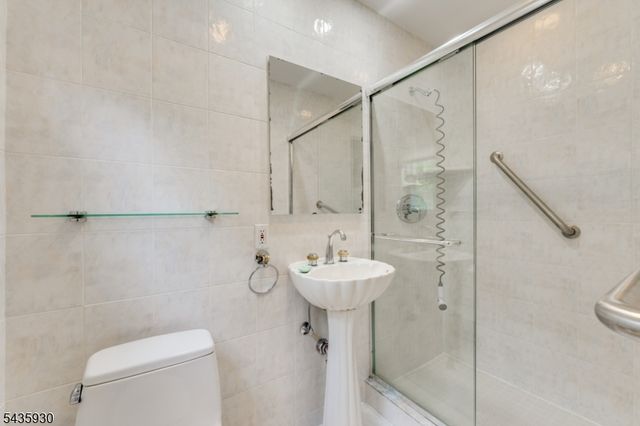 7 Syme Ave, West Orange Twp., NJ 07052