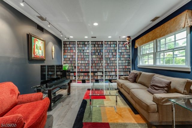 7 Syme Ave, West Orange Twp., NJ 07052