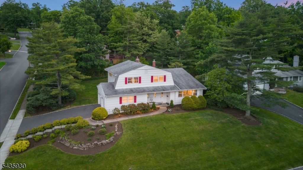 7 Syme Ave, West Orange Twp., NJ 07052