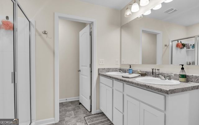 62 Chastain Circle, Newnan, GA 30263