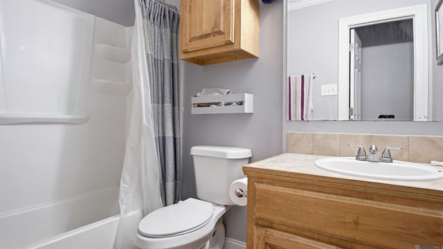 25577 Rosedown Dr, Denham Springs, LA 70726