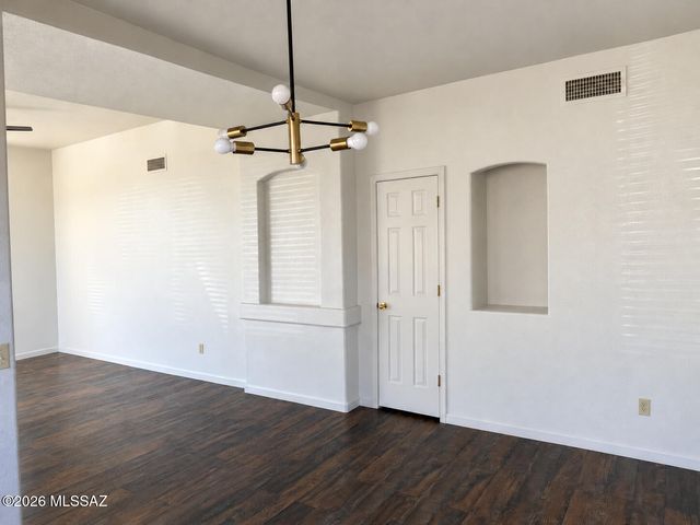 8412 S Camino Sierra Rincon, Tucson, AZ 85747
