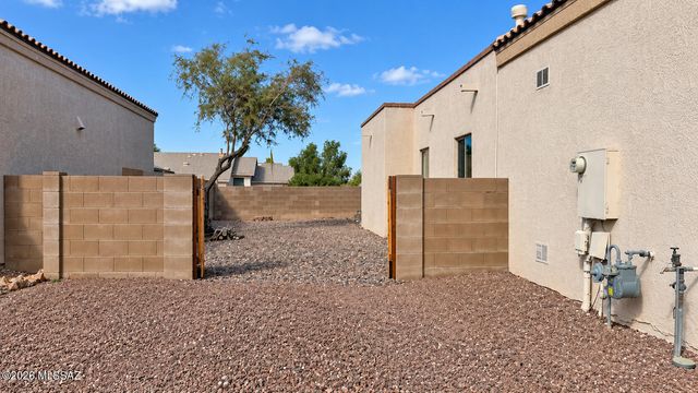 8412 S Camino Sierra Rincon, Tucson, AZ 85747