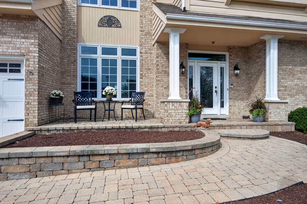 4020 White Eagle Drive, Naperville, IL 60564 — photo 3