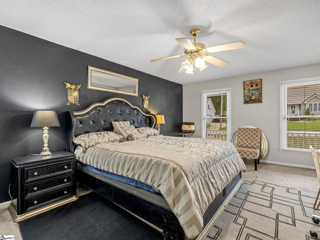 6 Hudders Creek Way, Simpsonville, SC 29680