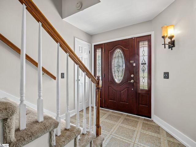 6 Hudders Creek Way, Simpsonville, SC 29680