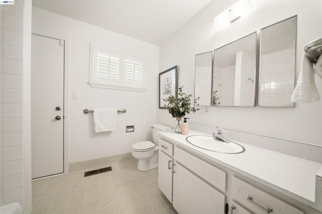 7761 Capewood Place, Pleasanton, CA 94588
