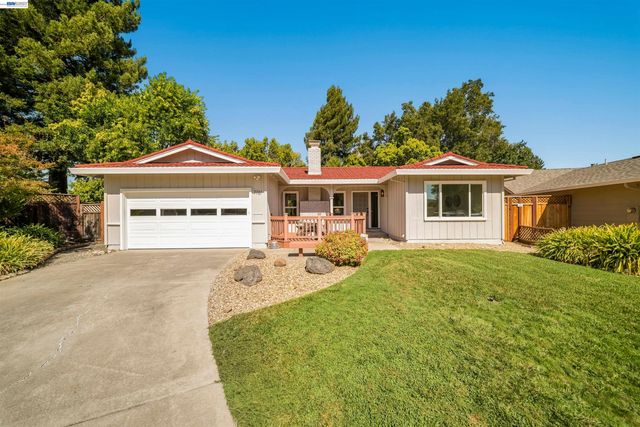7761 Capewood Place, Pleasanton, CA 94588