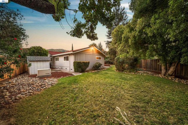 7761 Capewood Place, Pleasanton, CA 94588