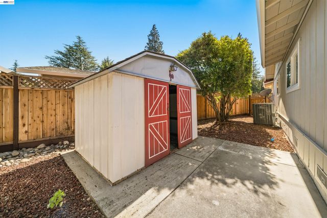 7761 Capewood Place, Pleasanton, CA 94588