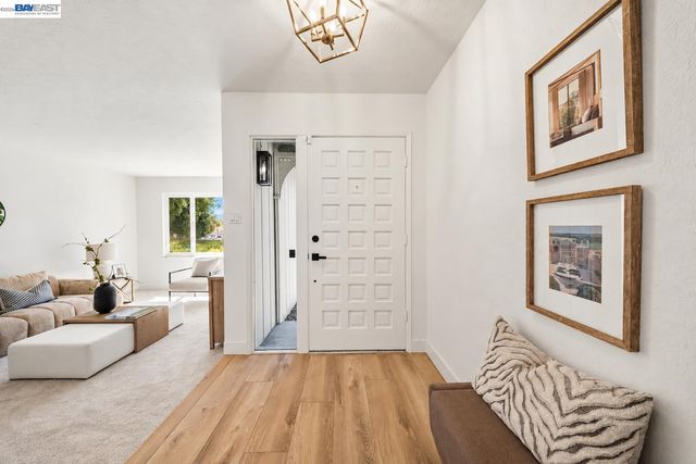 7761 Capewood Place, Pleasanton, CA 94588